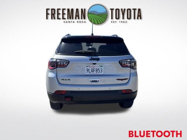 Used 2024 Jeep Compass Trailhawk AWD/4WD image 6