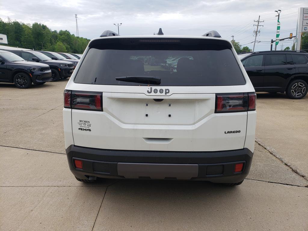 New 2026 Jeep Cherokee Laredo AWD/4WD image 4