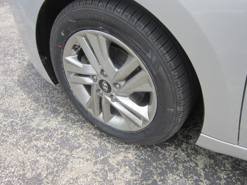 Used 2019 Hyundai Elantra Value Edition w/ Cargo Package FWD image 28
