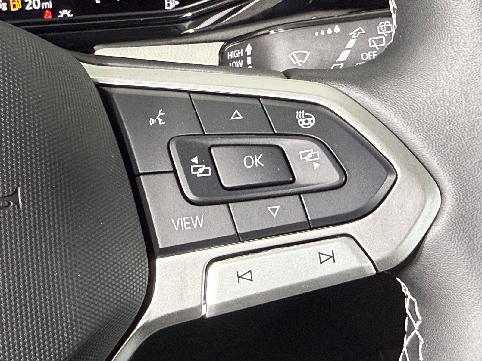 New 2027 Volkswagen Taos S FWD image 27