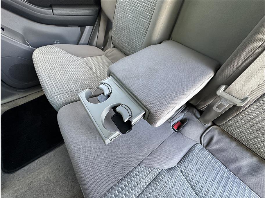 Used 2007 Toyota 4Runner SR5 AWD/4WD image 18