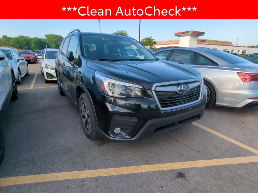 Used 2021 Subaru Forester Premium AWD/4WD image 3