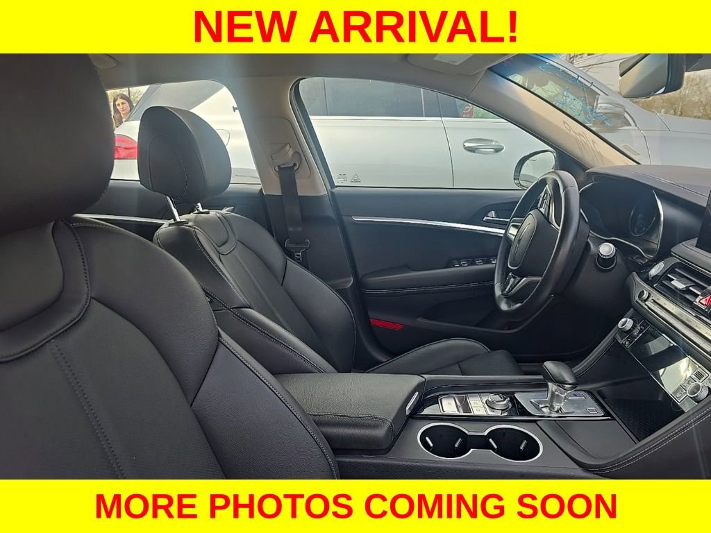Used 2025 Genesis G70 2.5T image 8