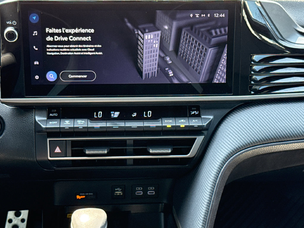 Used 2025 Toyota Camry SE w/ Multimedia Upgrade Package FWD image 12