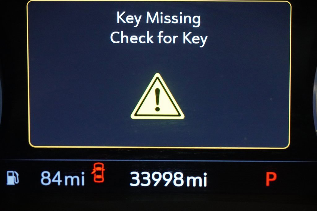 Used 2023 Buick Envision Avenir image 5