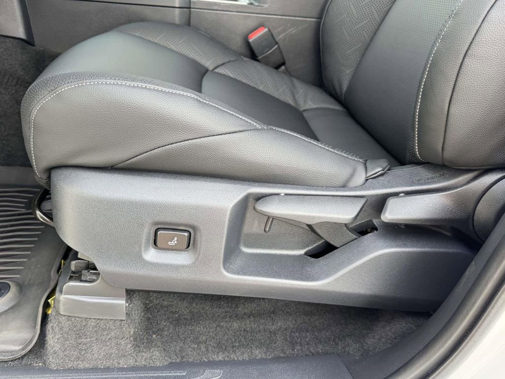 Used 2024 Toyota Tacoma SR5 image 20