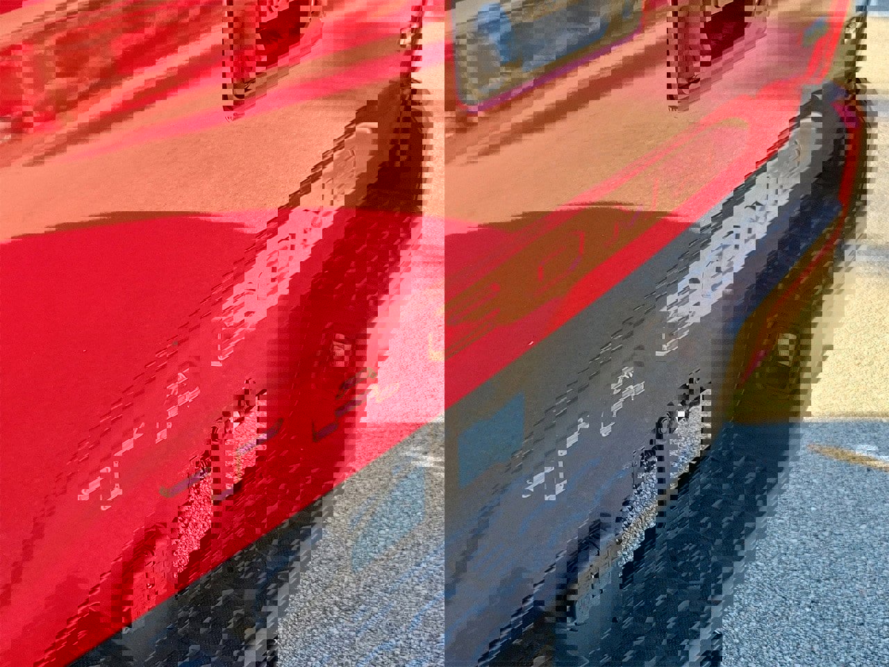 Used 2022 Toyota Tacoma SR image 6