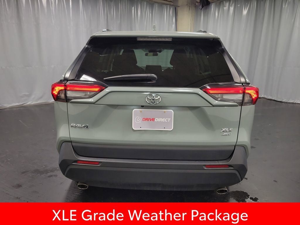 Used 2022 Toyota RAV4 XLE w/ Convenience Package image 7