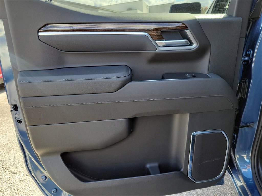 New 2026 GMC Sierra 1500 Elevation w/ Elevation Premium Package image 12