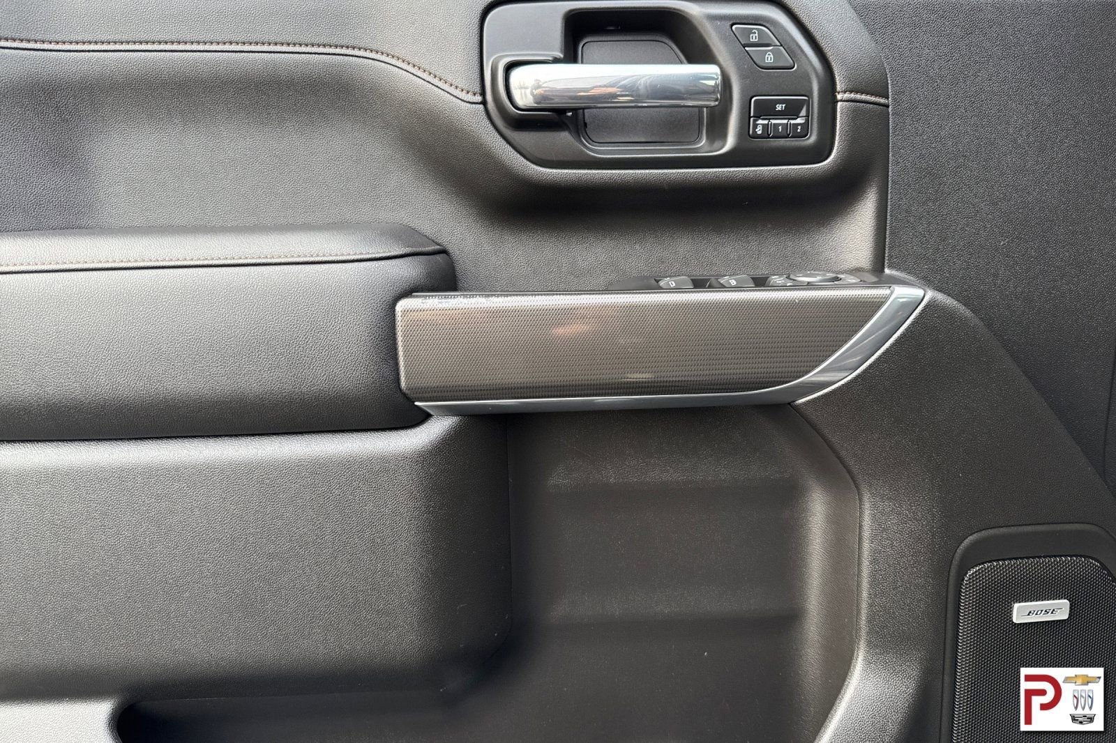 Used 2022 GMC Sierra 2500 AT4 w/ AT4 Premium Plus Package image 12