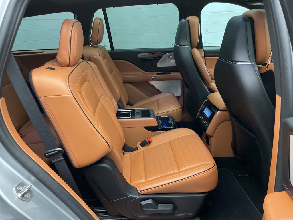 Used 2021 Lincoln Aviator Black Label w/ Dynamic Handling Package image 27