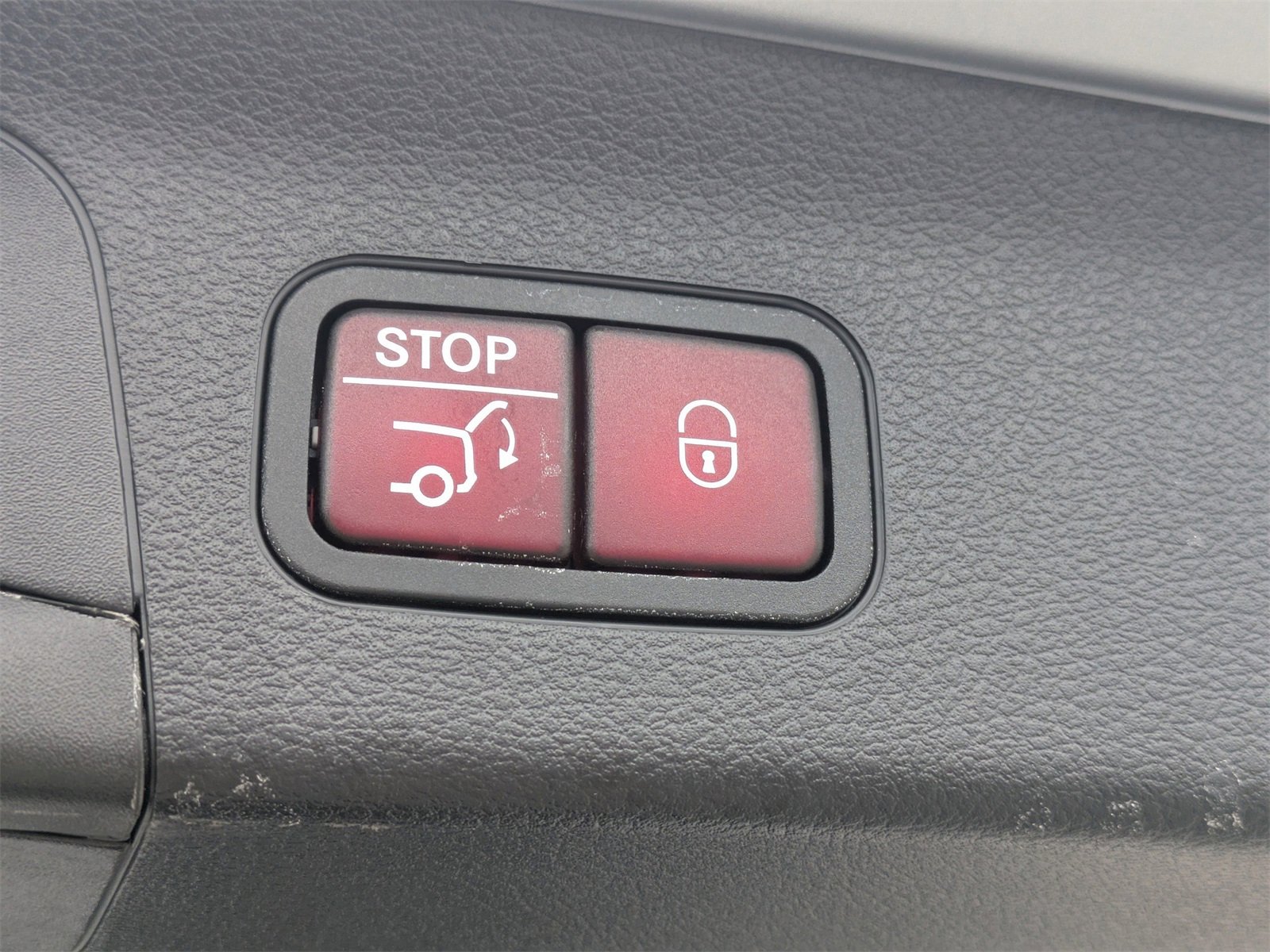 Used 2023 Mercedes-Benz GLS 580 4MATIC image 14