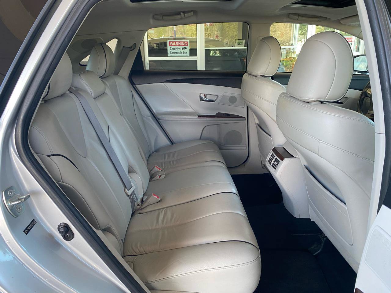 Used 2009 Toyota Venza AWD image 35