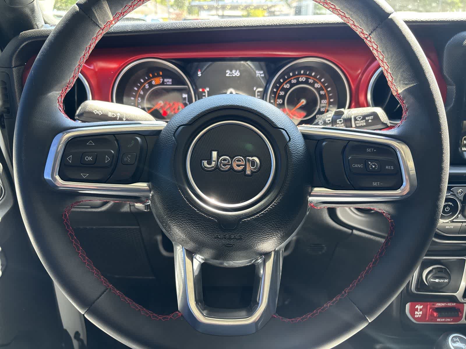 Certified 2023 Jeep Wrangler Unlimited Rubicon AWD/4WD image 8