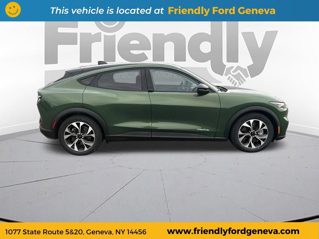 Used 2024 Ford Mustang Mach-E Select w/ Comfort Package Lite AWD/4WD image 4
