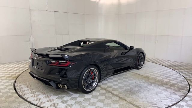 Used 2021 Chevrolet Corvette Stingray Premium Conv w/ Z51 Performance Package RWD image 3