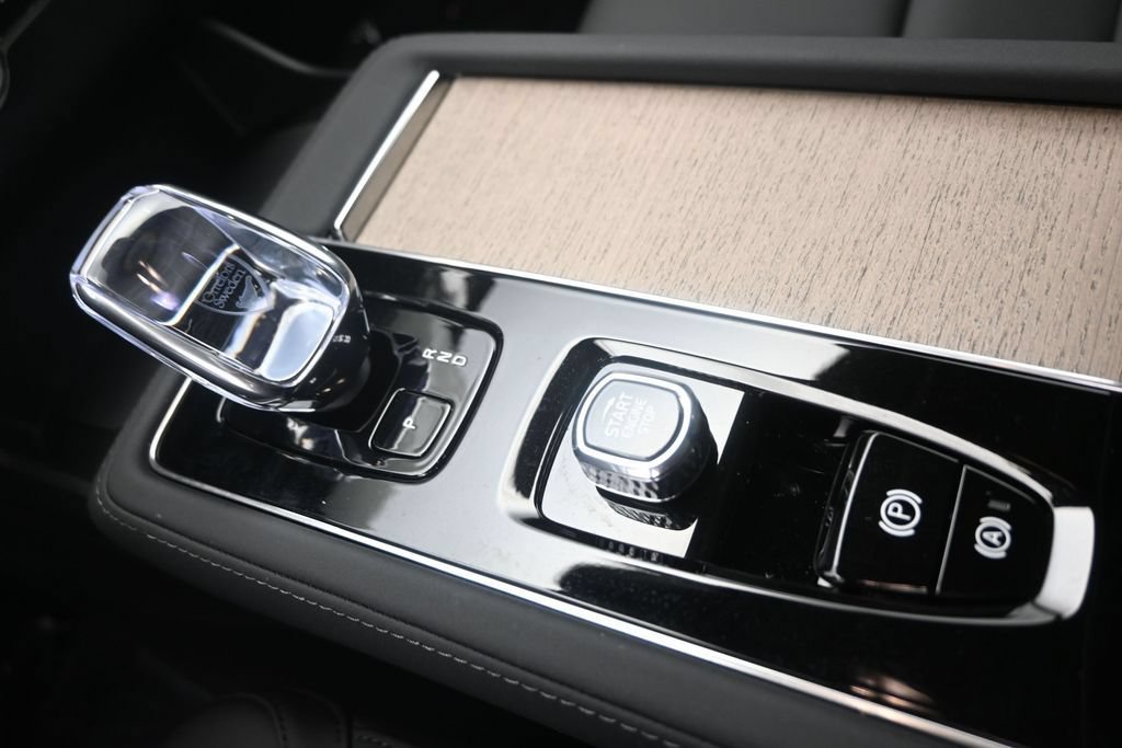 New 2026 Volvo XC90 B6 Plus AWD/4WD image 14