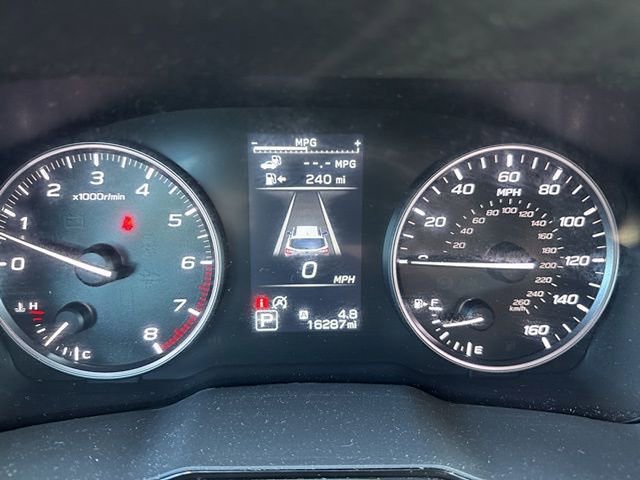 Used 2025 Subaru Outback Premium image 11