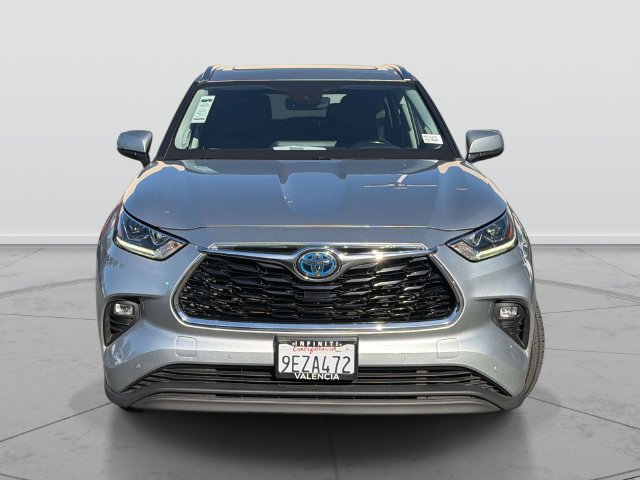 Used 2023 Toyota Highlander Limited AWD/4WD image 2