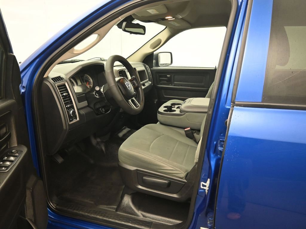 Used 2016 RAM 1500 Tradesman w/ Popular Equipment Group AWD/4WD image 9