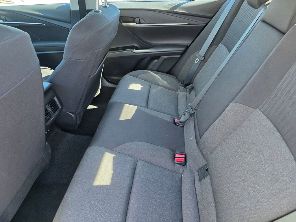 Used 2025 Toyota Camry LE image 15
