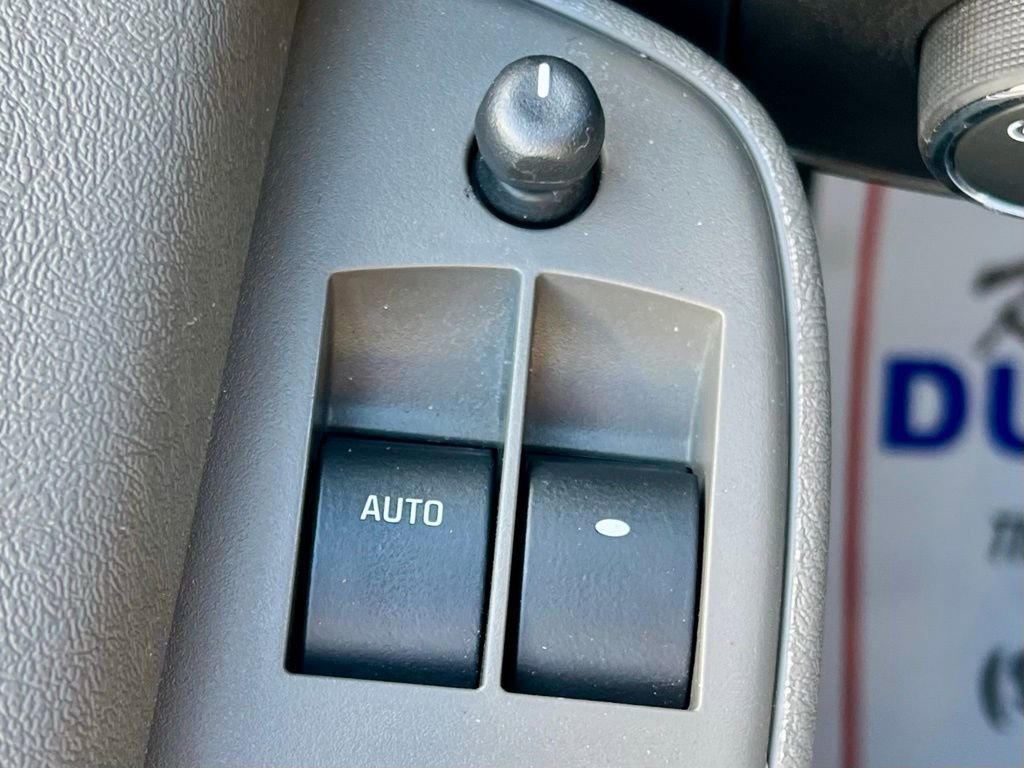 Used 2024 Chevrolet Express 2500 w/ Driver Convenience Package image 18