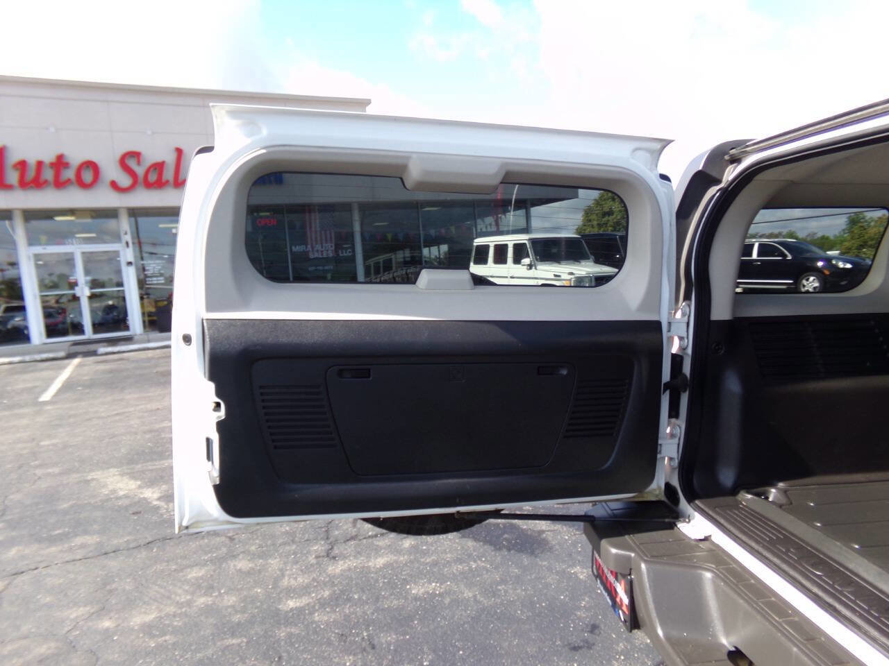 Used 2009 HUMMER H3 Luxury AWD/4WD image 19
