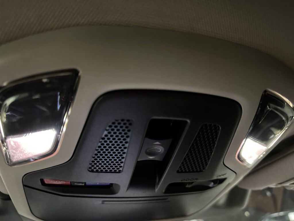 Used 2024 Subaru Outback Touring w/ Popular Package #2 image 18