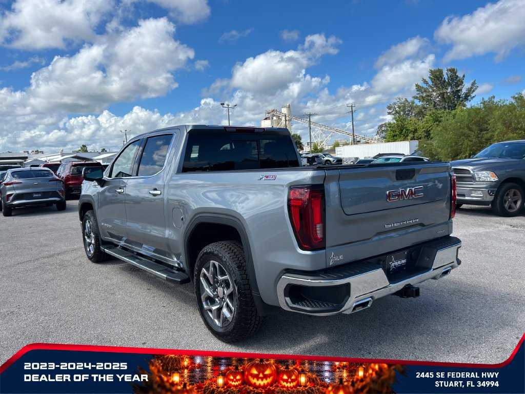 New 2026 GMC Sierra 1500 SLT w/ SLT Premium Package AWD/4WD image 5