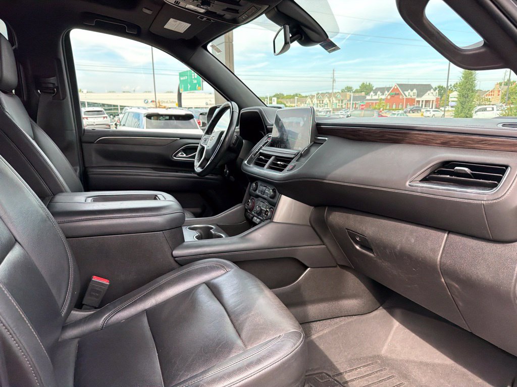 Used 2021 Chevrolet Tahoe LT w/ LT Signature Package AWD/4WD image 13