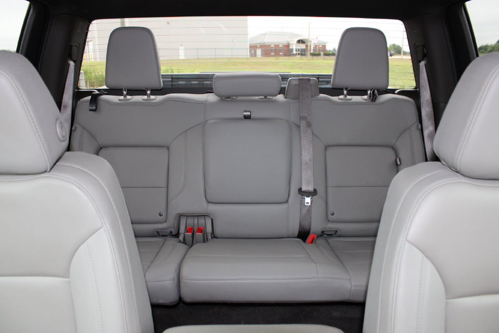 Used 2025 GMC Sierra 1500 SLT AWD/4WD image 12