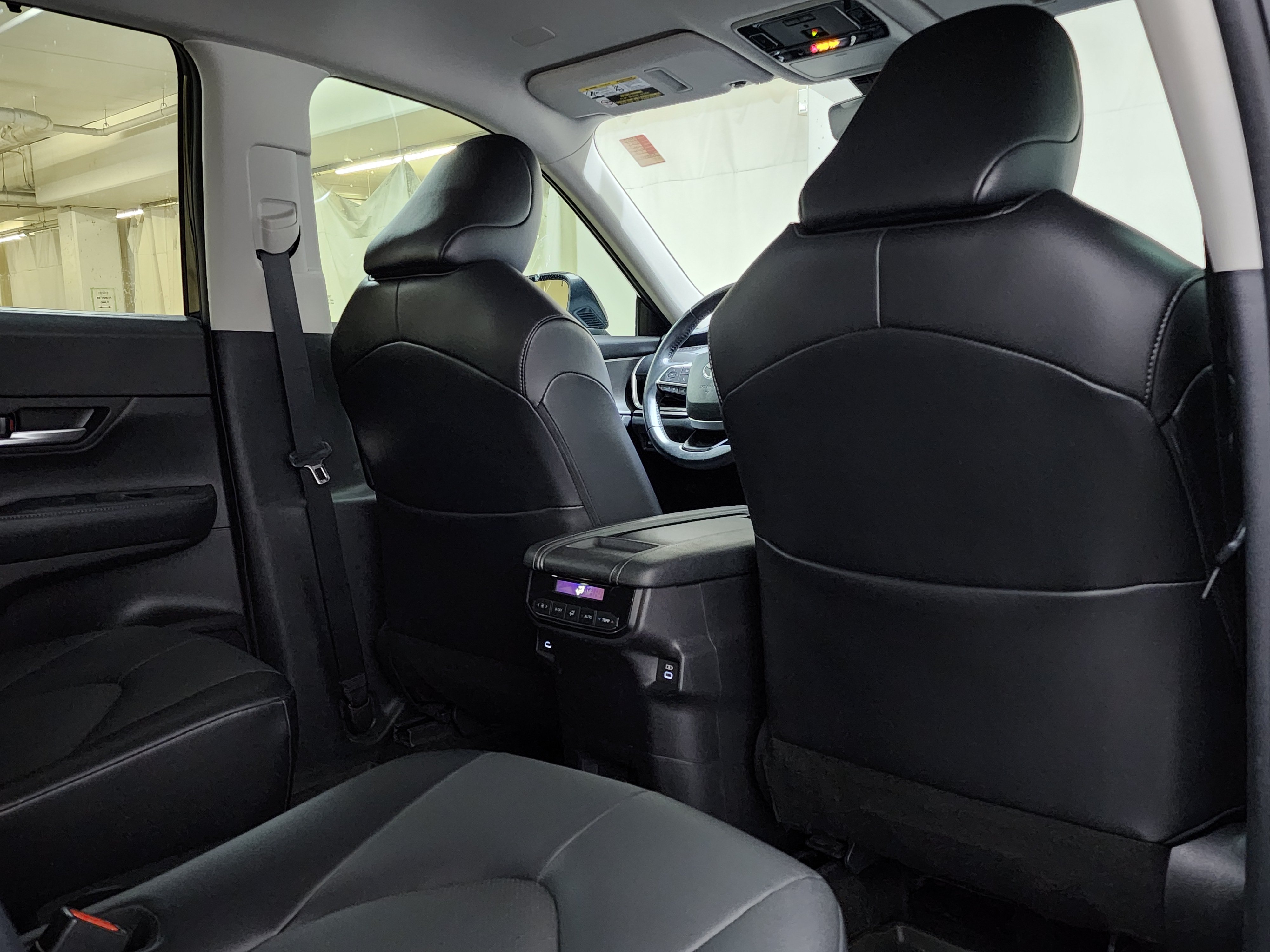 Used 2024 Toyota Grand Highlander AWD image 21
