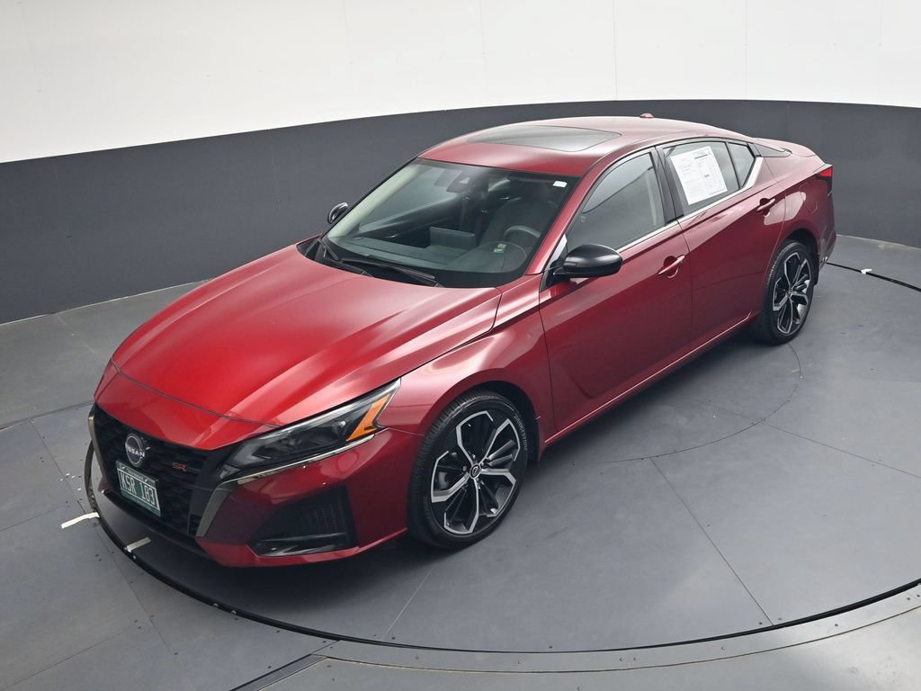 Used 2024 Nissan Altima 2.5 SR w/ SR Premium Package AWD/4WD image 34