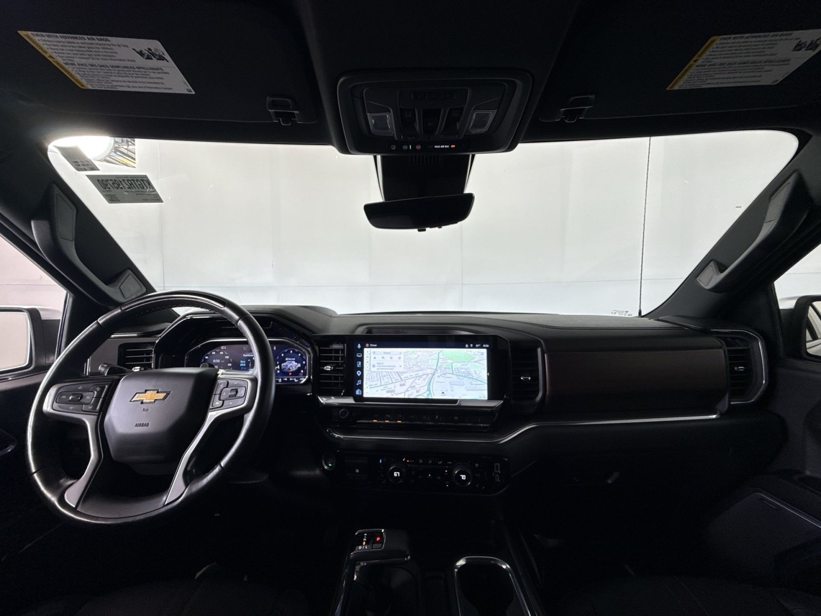 Used 2024 Chevrolet Silverado 1500 High Country AWD/4WD image 23