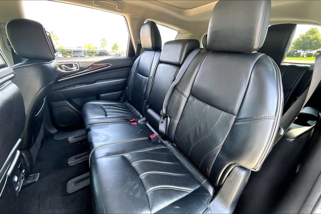 Used 2014 INFINITI QX60 Luxe w/ Deluxe Touring Package AWD/4WD image 32
