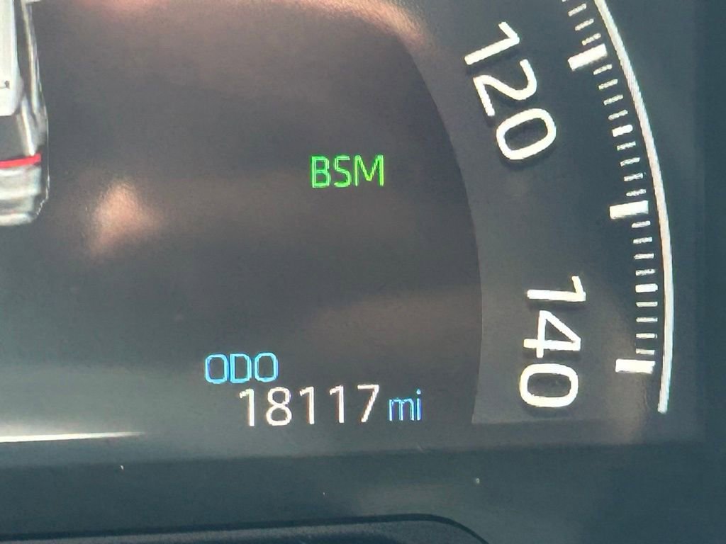 Used 2024 Toyota RAV4 AWD Hybrid image 12