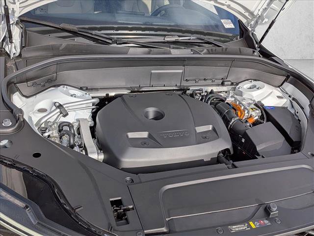 New 2026 Volvo XC90 T8 Plus w/ Protection Package Premier image 19