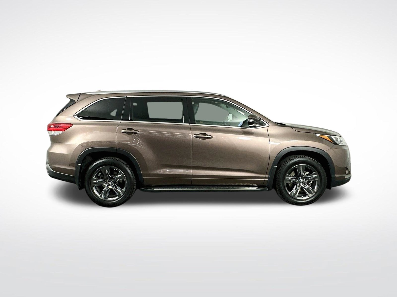 Used 2017 Toyota Highlander Limited Platinum FWD image 9