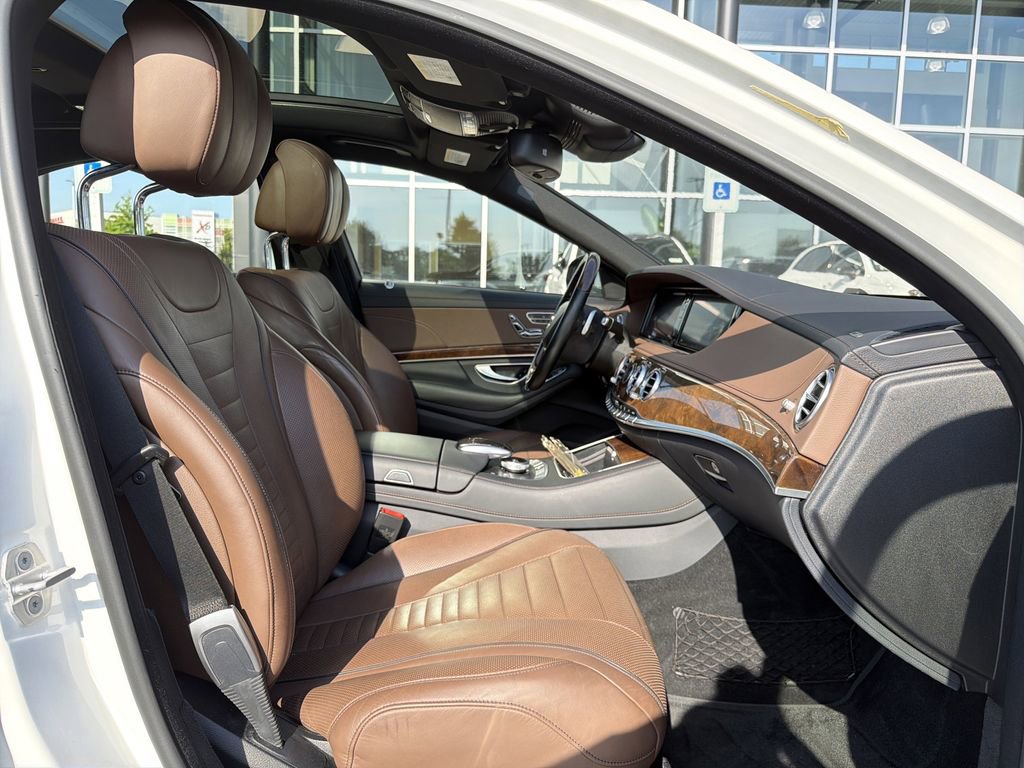 Used 2015 Mercedes-Benz S 550 Sedan image 18