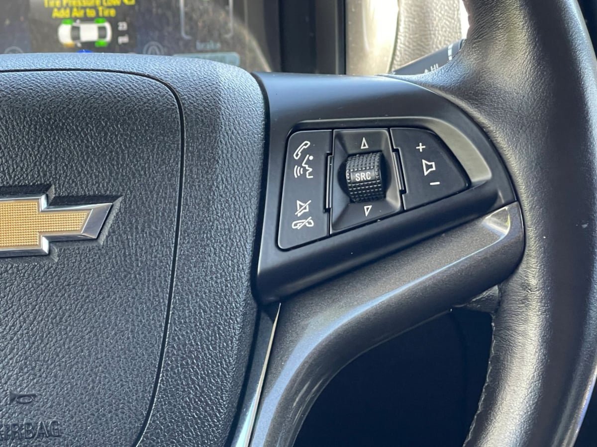 Used 2014 Chevrolet Volt w/ Enhanced Safety Package 1 FWD image 24