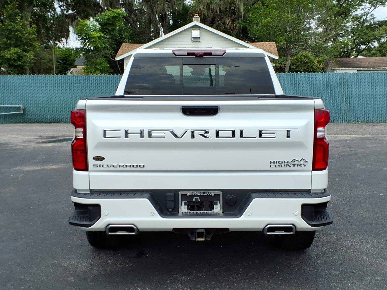 Used 2024 Chevrolet Silverado 1500 High Country w/ Technology Package AWD/4WD image 4