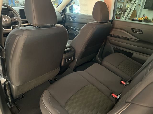New 2026 Nissan Pathfinder S AWD/4WD image 33