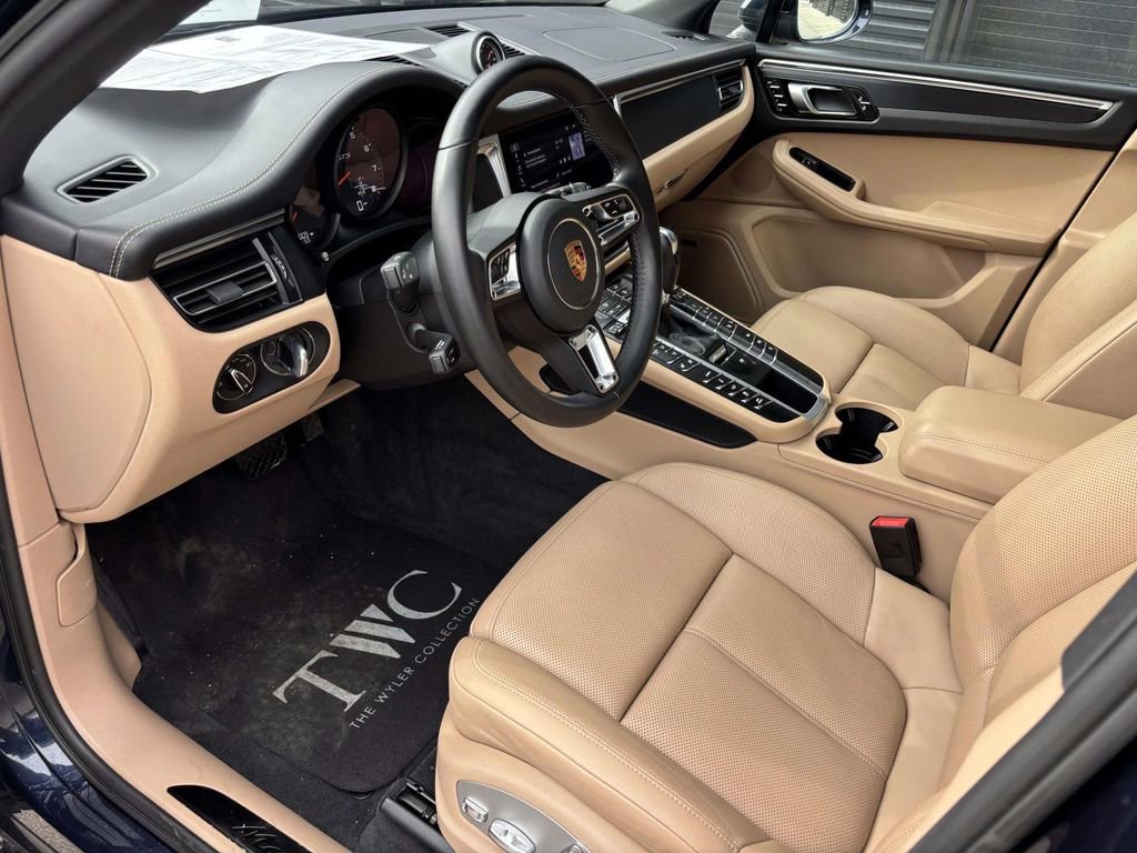 Used 2020 Porsche Macan GTS image 4