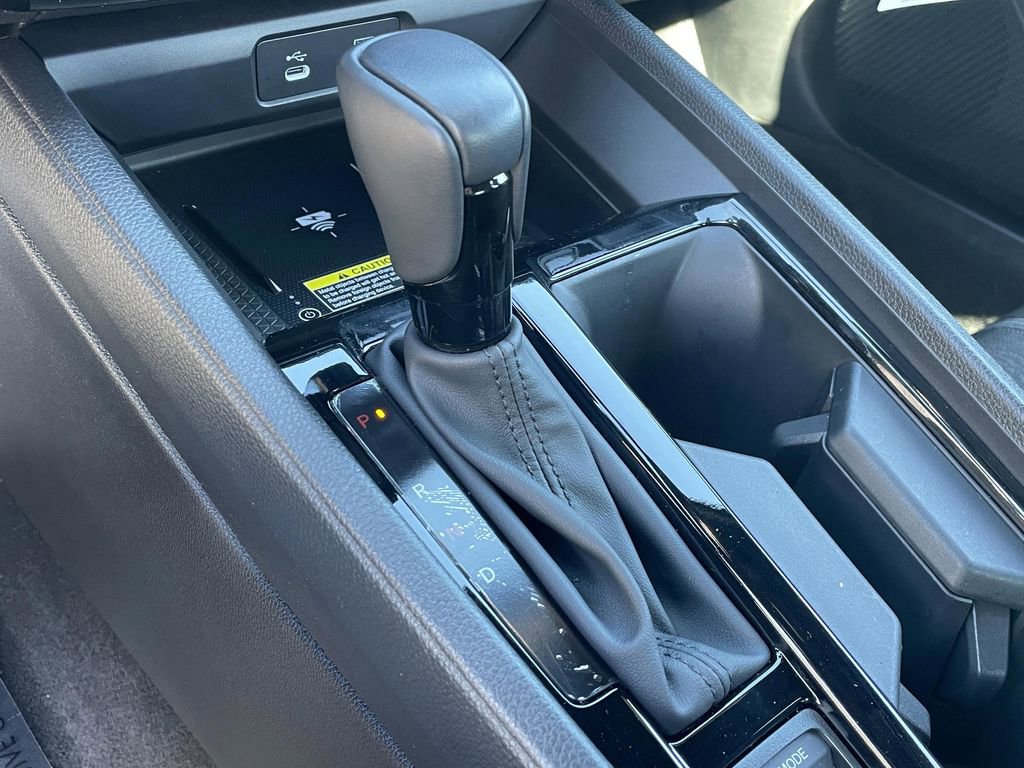 Used 2025 Honda Accord Sport image 32