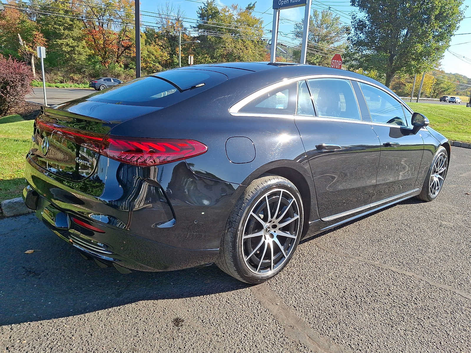 Certified 2023 Mercedes-Benz EQS 580 4MATIC Sedan image 6