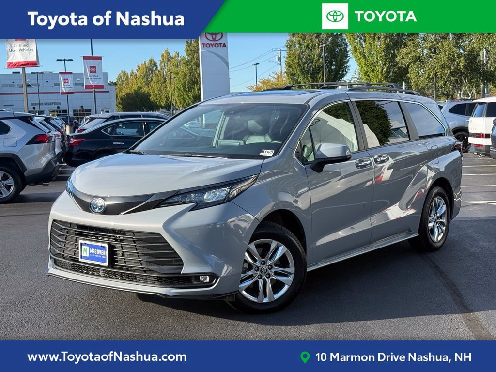 Certified 2023 Toyota Sienna XLE Woodland Edition