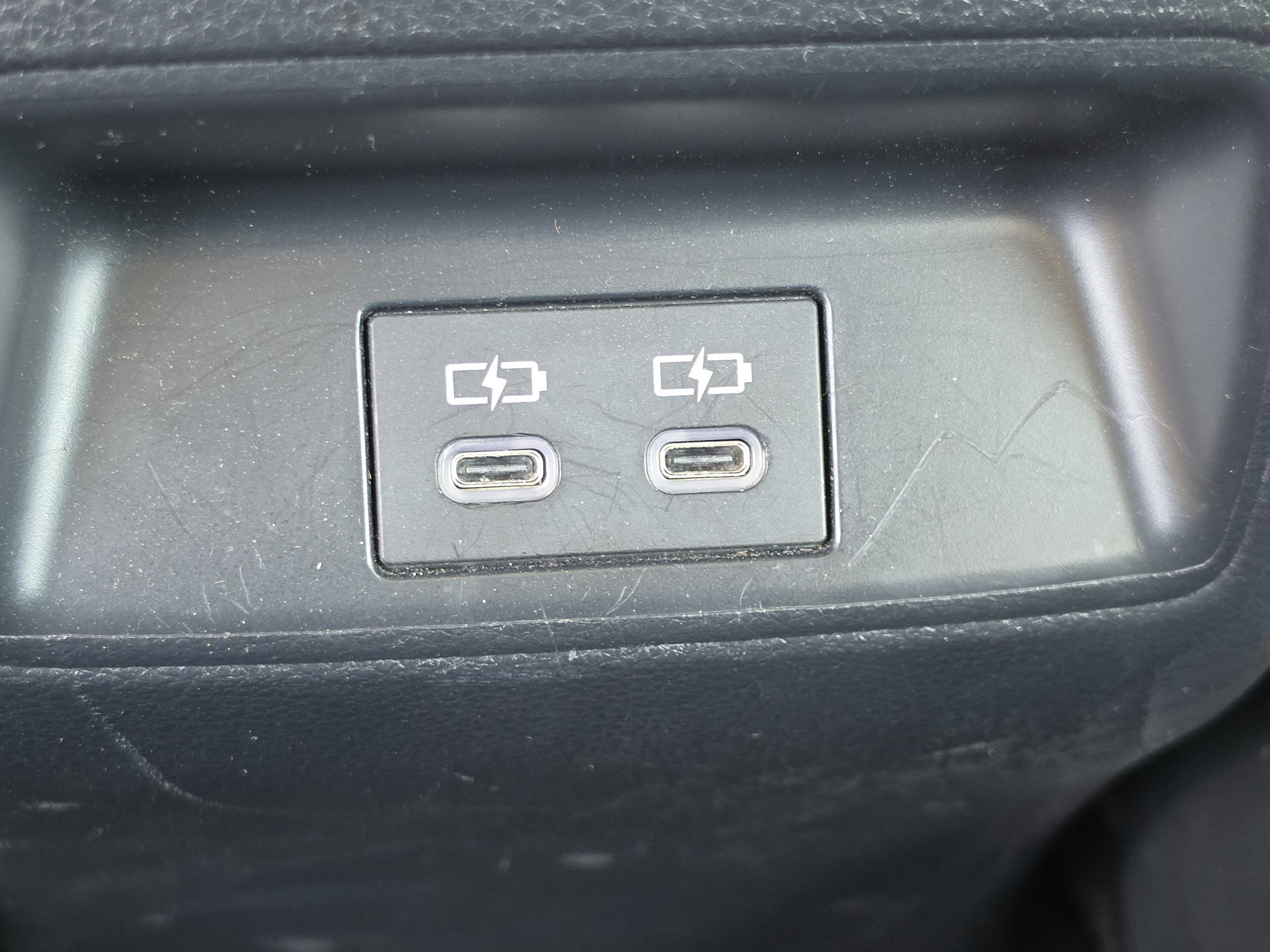 Used 2023 Toyota Corolla LE FWD image 10