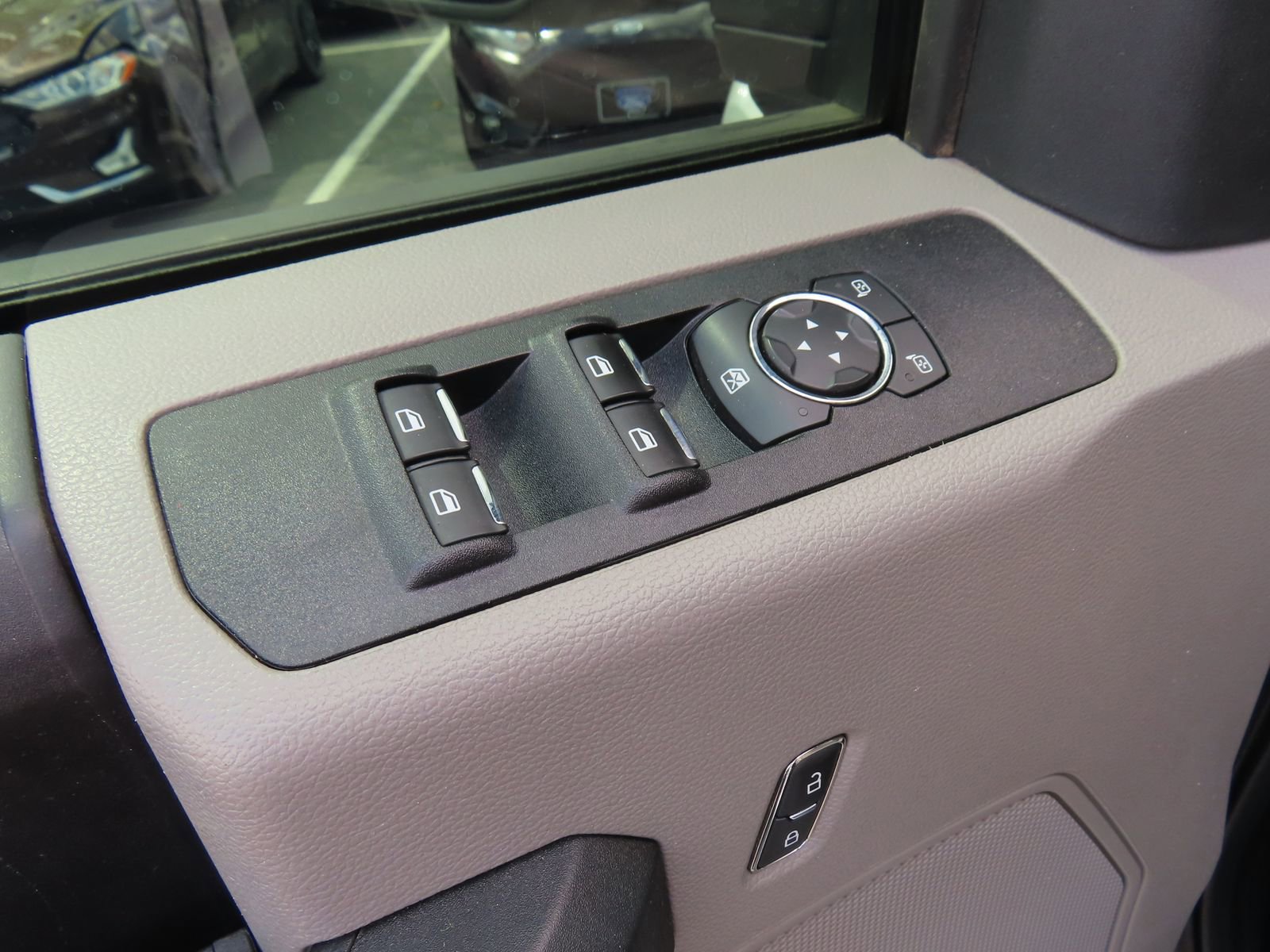 Used 2020 Ford F250 XL w/ STX Appearance Package image 14