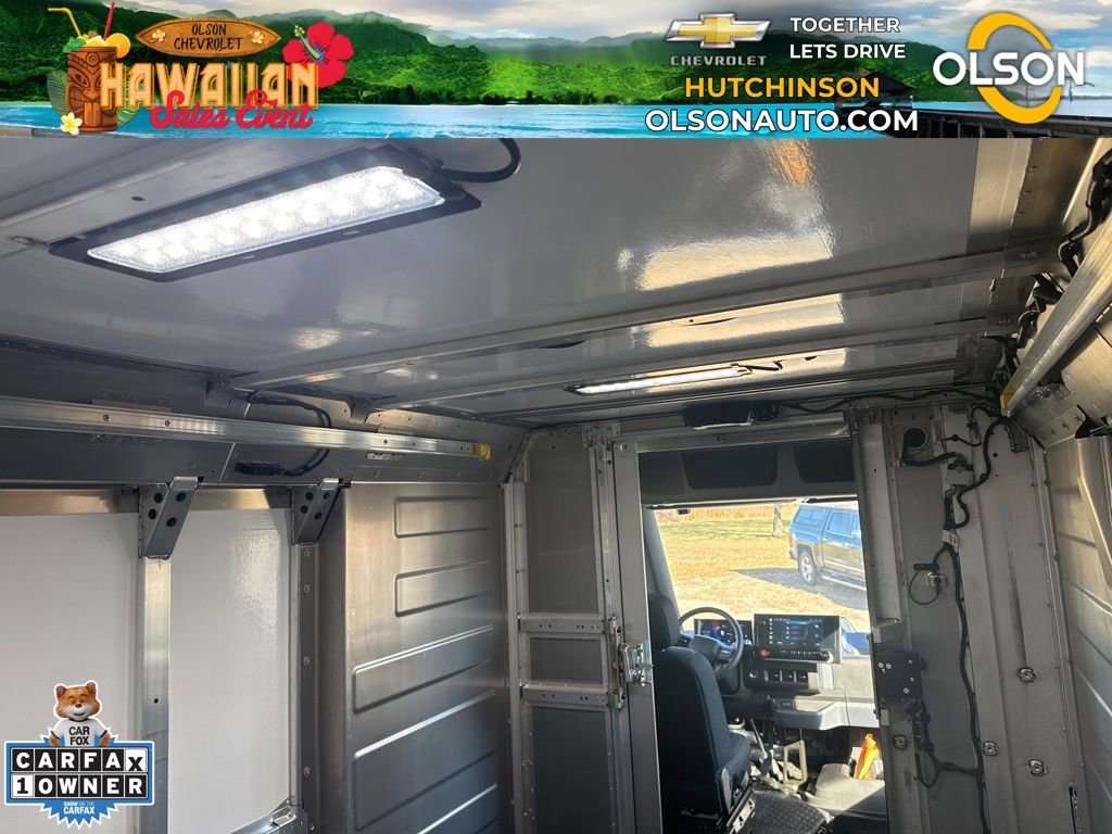 Used 2024 Chevrolet Brightdrop 400 w/ Commercial Equipment Package image 30