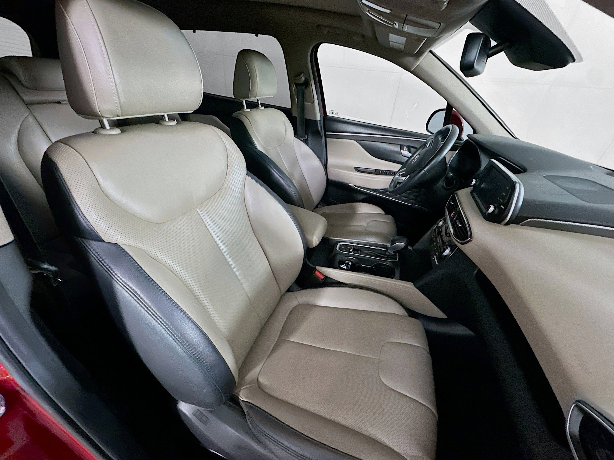 Used 2019 Hyundai Santa Fe Limited FWD image 31